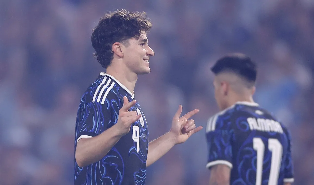 世界杯最新版本下载-奥莱报：小蜘蛛传射建功状态火热，与梅西一样成球队主心骨